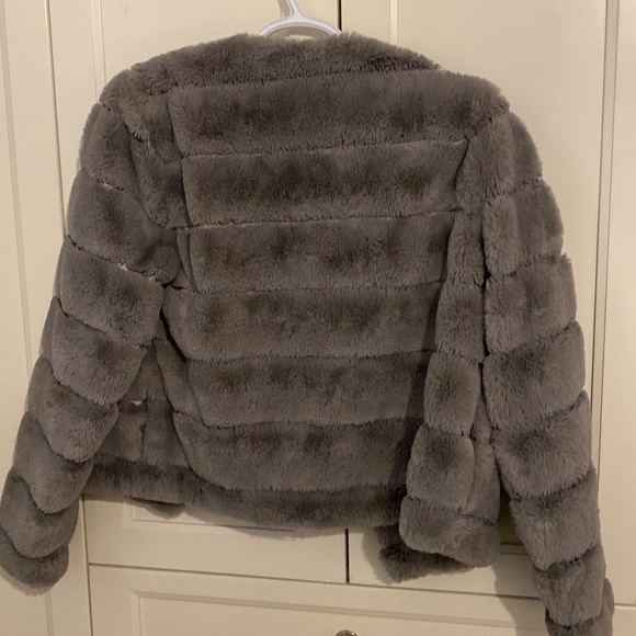 Grey Faux Fur Coat - Picture 2 of 3